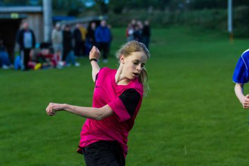 Bild 250 - B-Juniorinnen TSV Gnutz o.W. - SV Wahlstedt : Ergebnis: 1:1